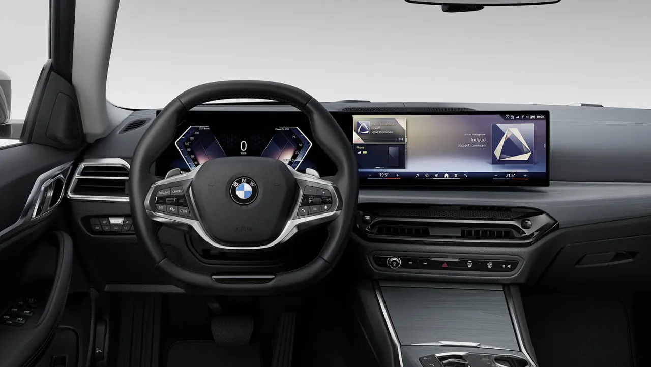 BMW Live Cockpit Plus